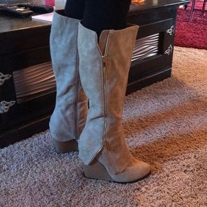 Tan / Taupe tall wedge boots